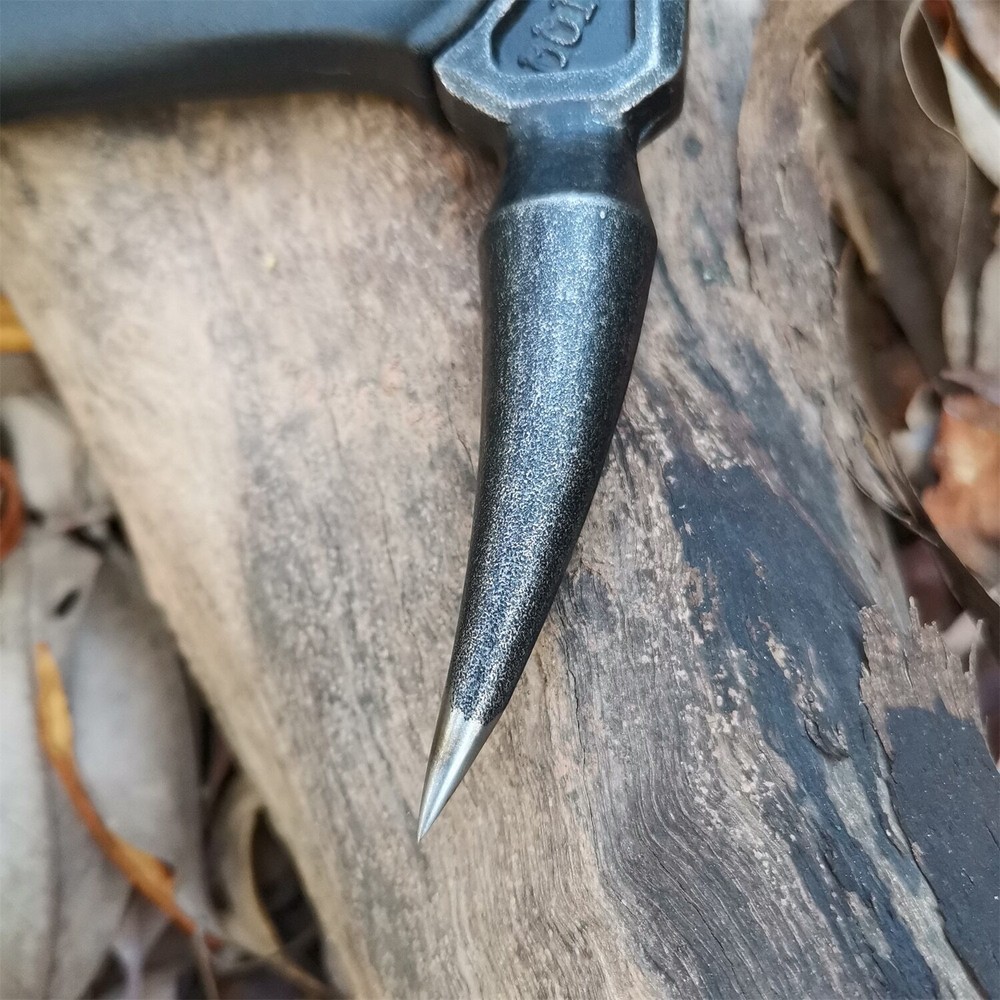 Practical Defense Tools for Tactical Multifunctional Tomahawk Outdoor Operations