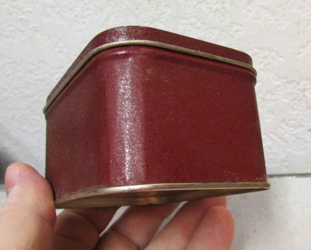 Hersheys chocolate and cocoa smaller collectors empty tin, Bristol Ware tin