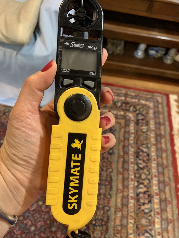 Skygate Handheld Wind Speed Gauge