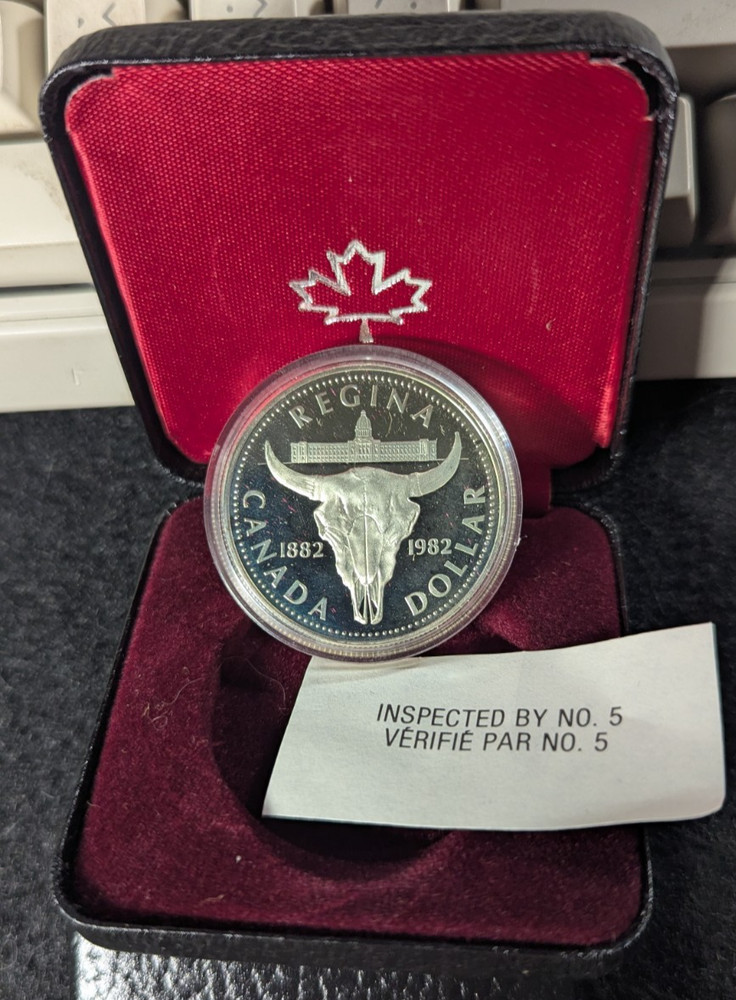 1982 CANADA SILVER DOLLAR REGINA CENTENNIAL 50% Silver 0.375 oz Proof-like
