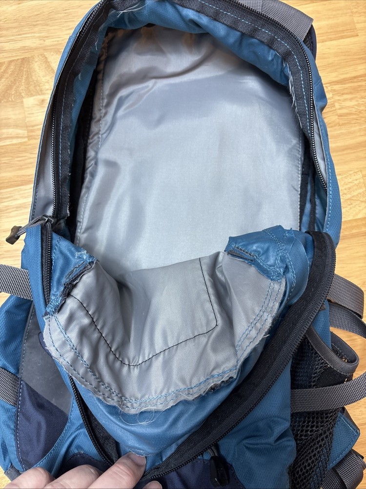 Camelbak Cloud Walker Backpack Hydration Hiking Teal Blue No Bladder