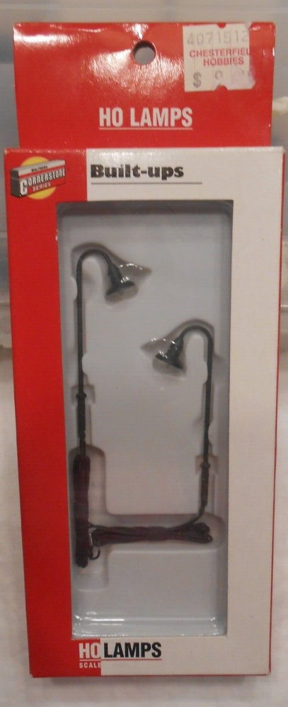 Walthers Cornerstone Built Ups HO Platform Lights 2 Pack - 933-1093