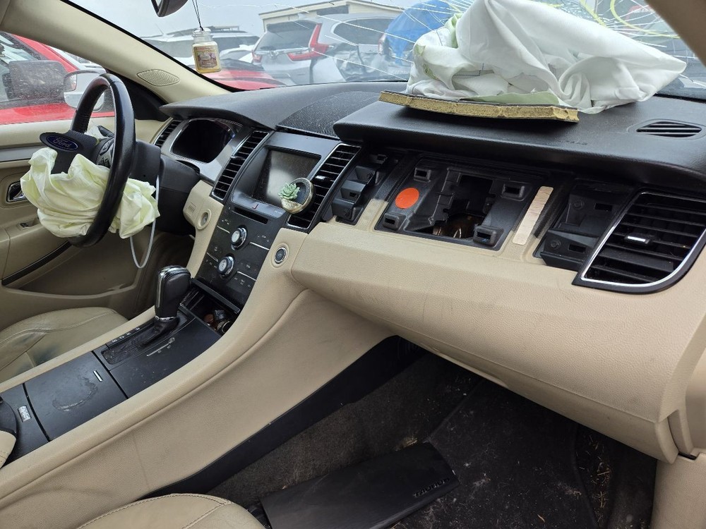 2013-2016 Ford Taurus Center Dash 8" Display Screen