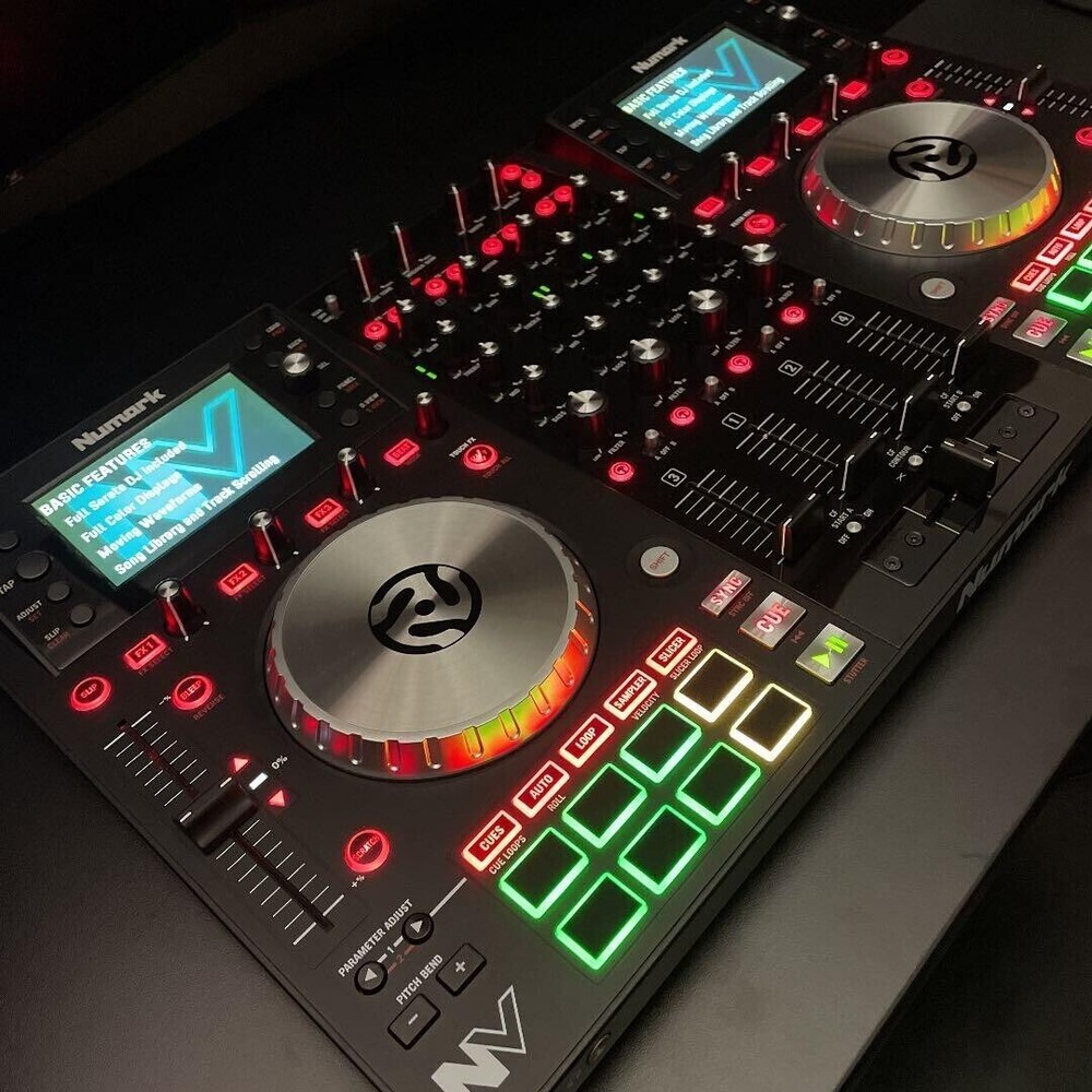 Numark NV 4-Deck Dual-Display USB DJ Controller Used Tested