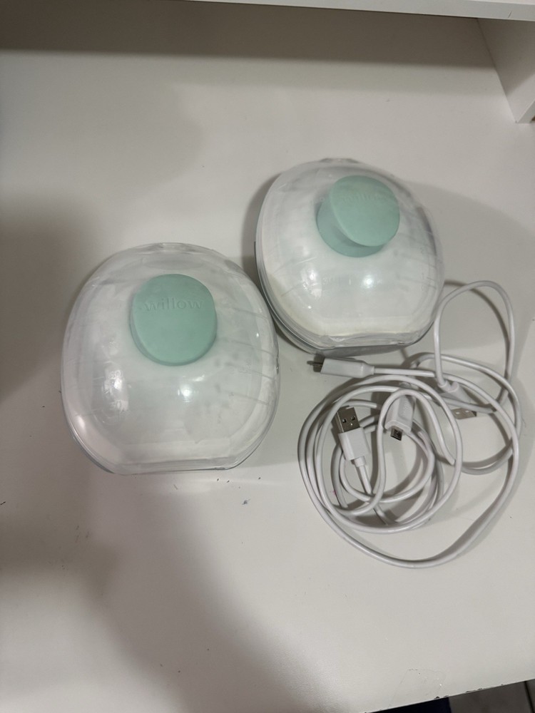 Willow Go Wireless Double Electric Breast Pump With Momfrida Extras