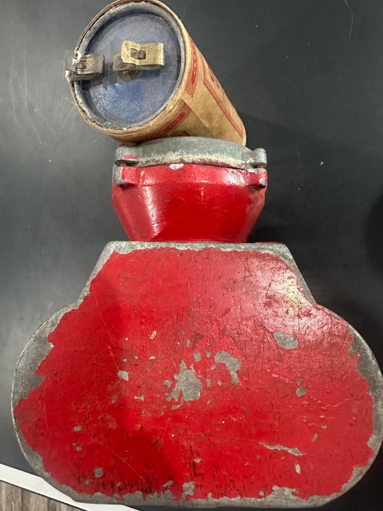 Harris Bros circa 1920 Firefighting lamp