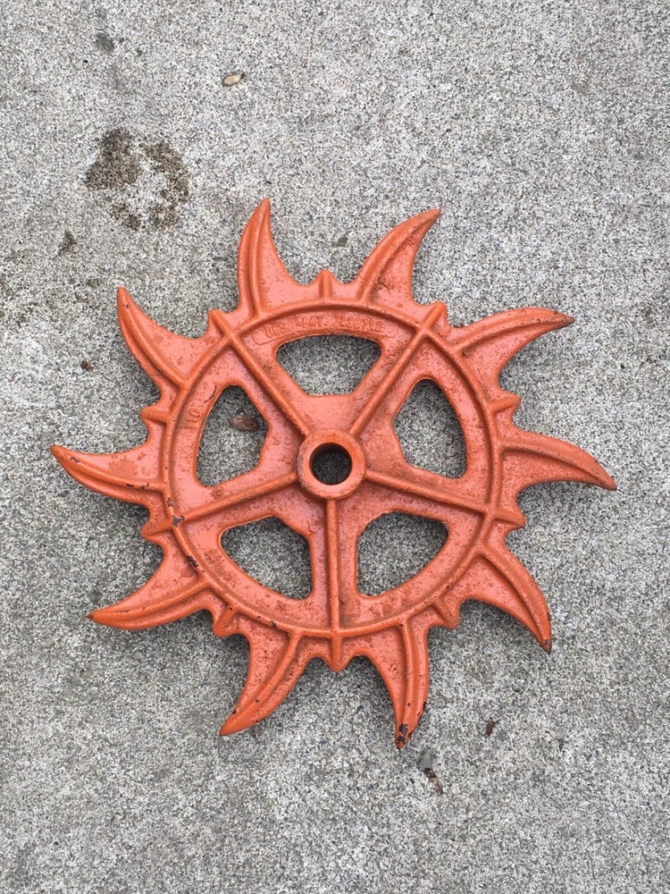 old Cast Iron Aerator Star Wheel 16" Collectable Primitives SteamPunk NOS