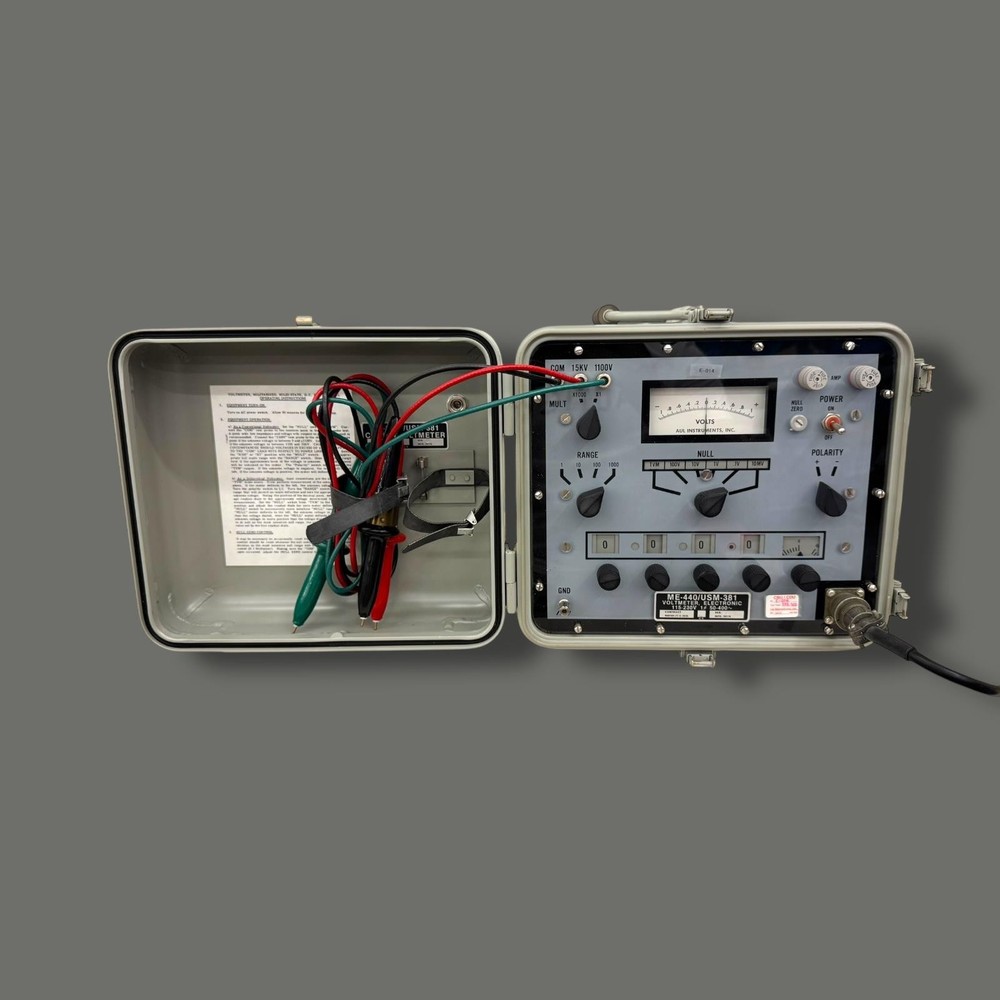 AUL Instruments Naval Electronic Systems Command AN/USM-381 Voltmeter ME-440