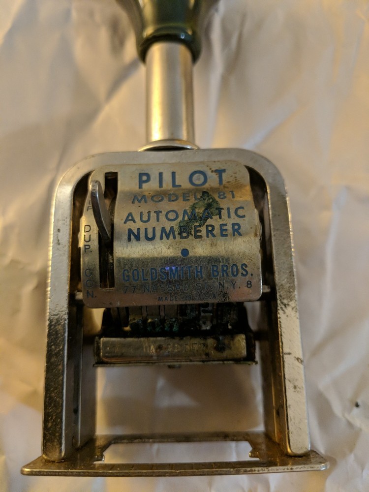 Vintage Pilot Automatic Numbering Machine Stamper - No.81. with box. VG.