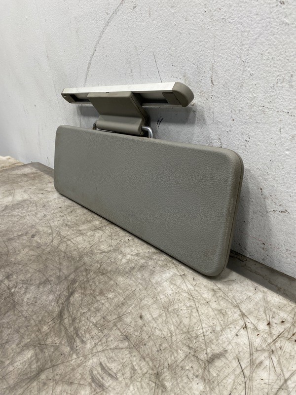 Volvo VNR Visor (654-10875)