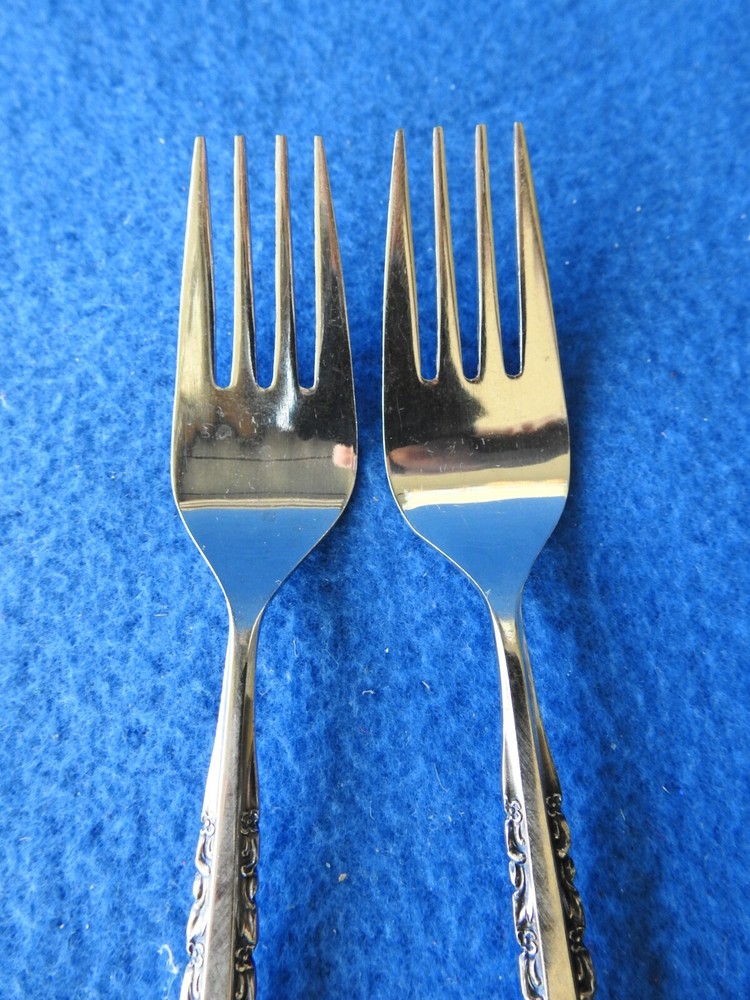 3 Japan Stainless Unknown Pattern 1 Knife and 2 Dinner Forks