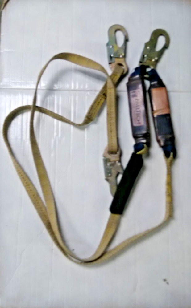 FallTech 7260 Clearpack Y-Leg Construction Lanyard