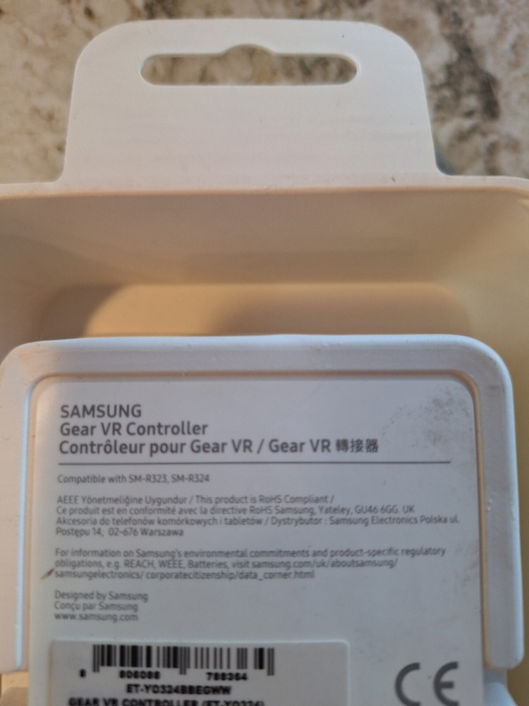 Samsung ET-YO324BBEGWW Gear VR Controller Black NEW