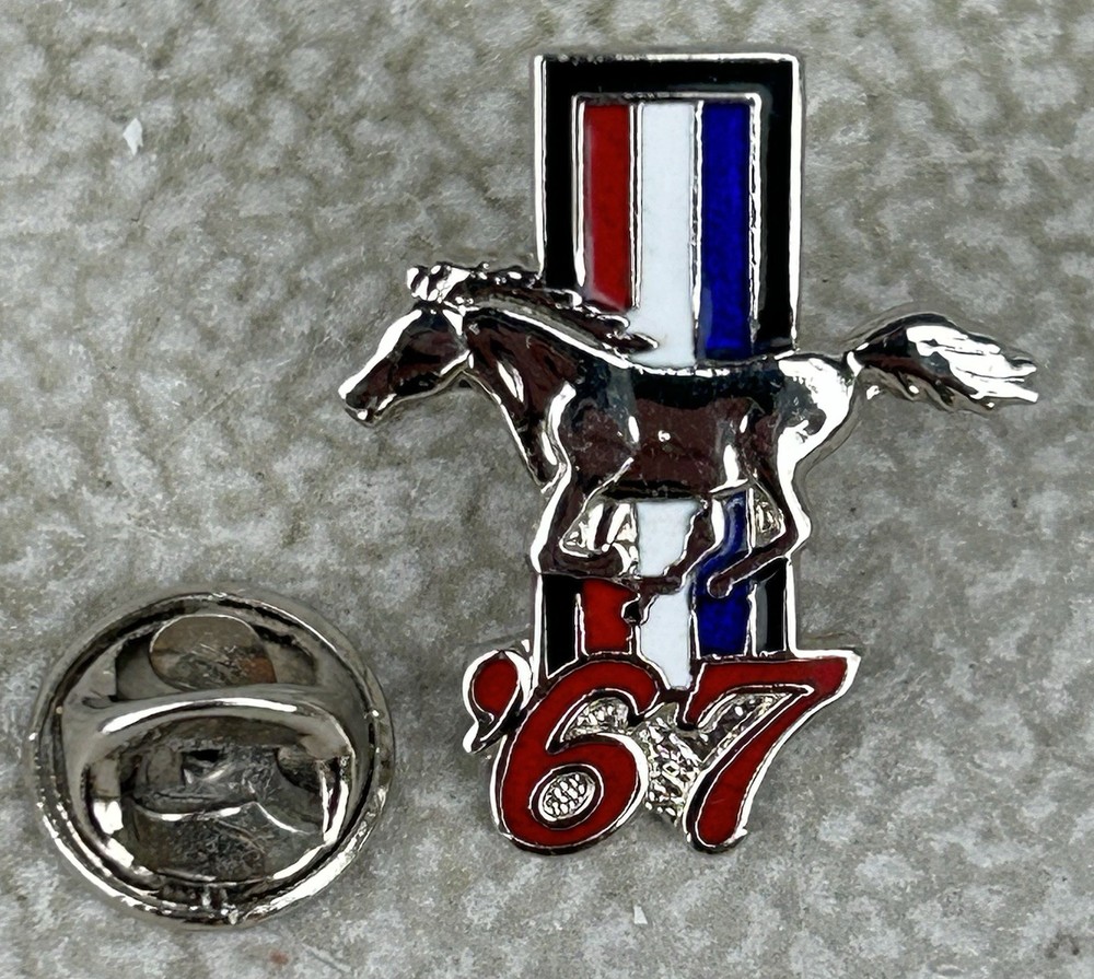 Ford Mustang 67 Lapel Pin