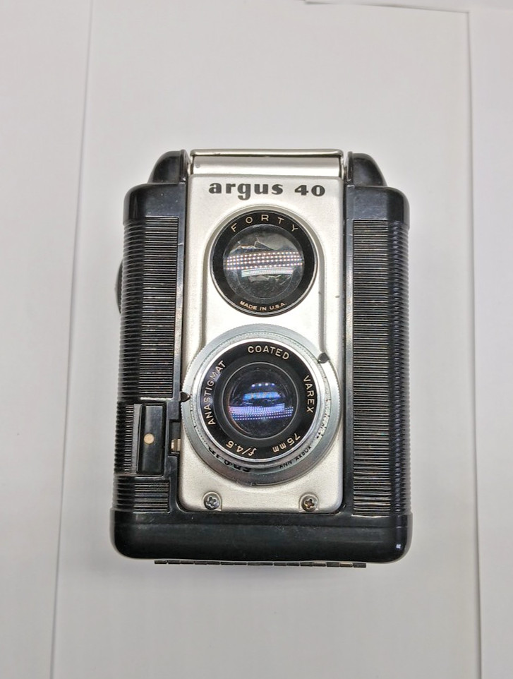 Vintage Argus 40 Camera With Original Leather Case Untested