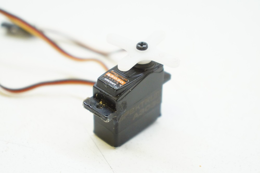 SPEKTRUM A3030 SUB-MICRO AIRCRAFT SERVO