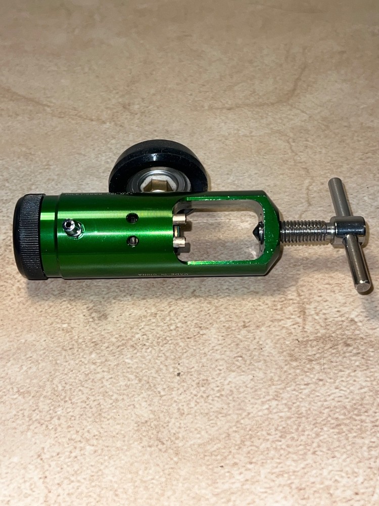 Roscoe Medical Mini oxygen regulator.