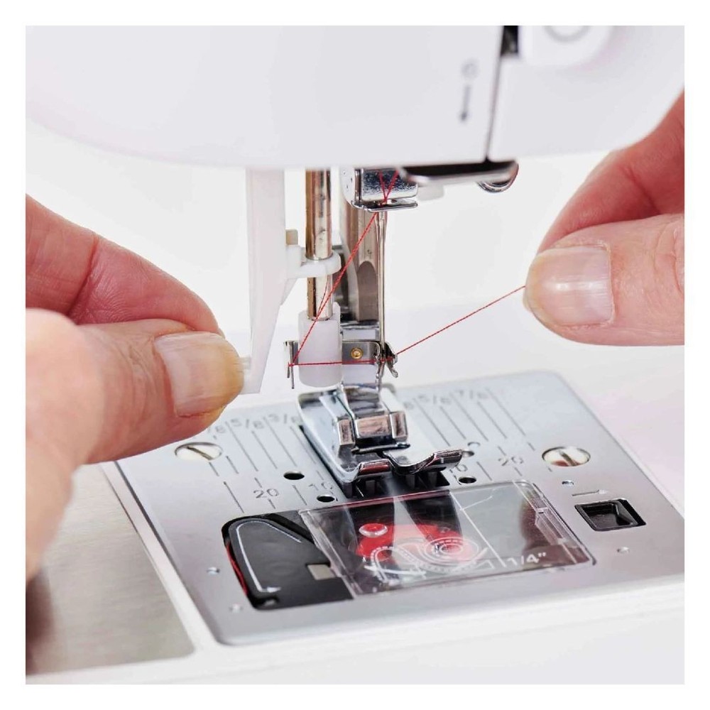 Singer Elite CE677 Computerized Sewing Machine with 200 Built-in Stitches, White