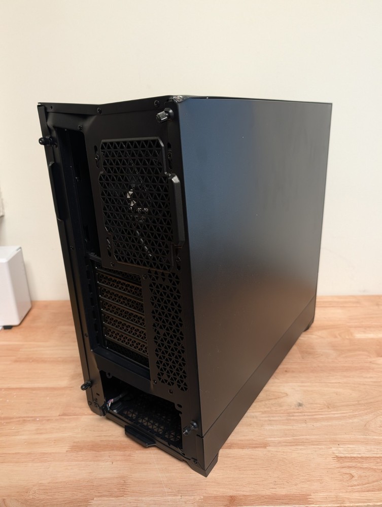Fractal Design Pop Silent Black ATX Sound Damped Solid Panel Mid Tower Computer