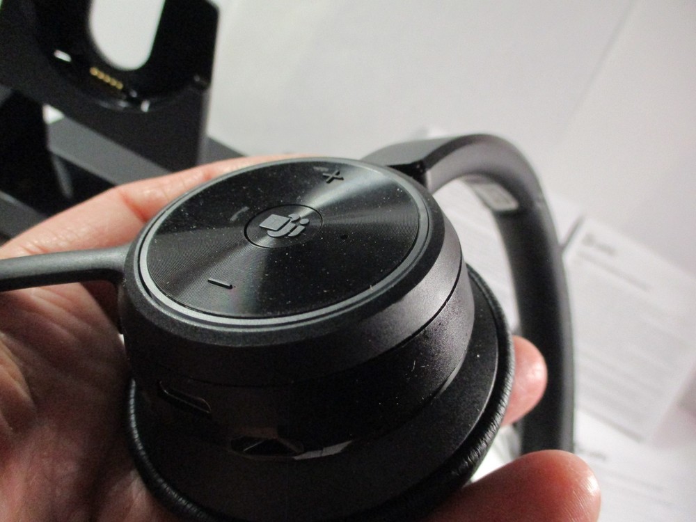 Poly Savi S7310-M CD Wireless Office Mono Headset System