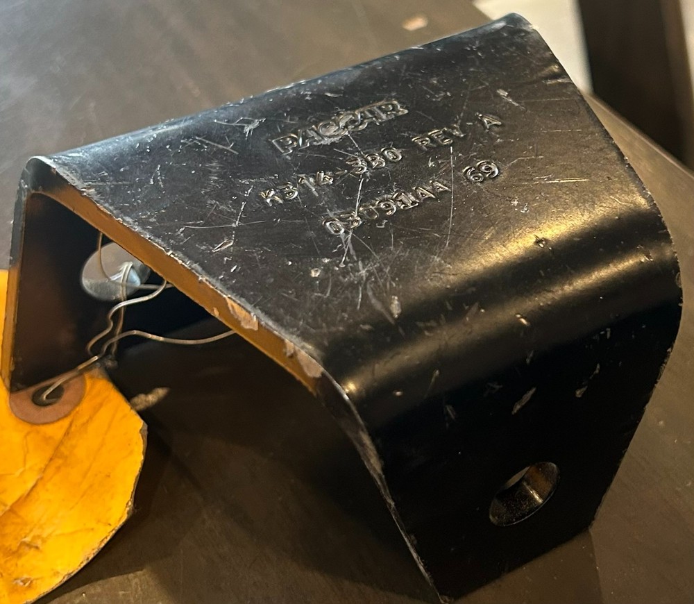 KENWORTH BRACKET-CLUTCH K314-380