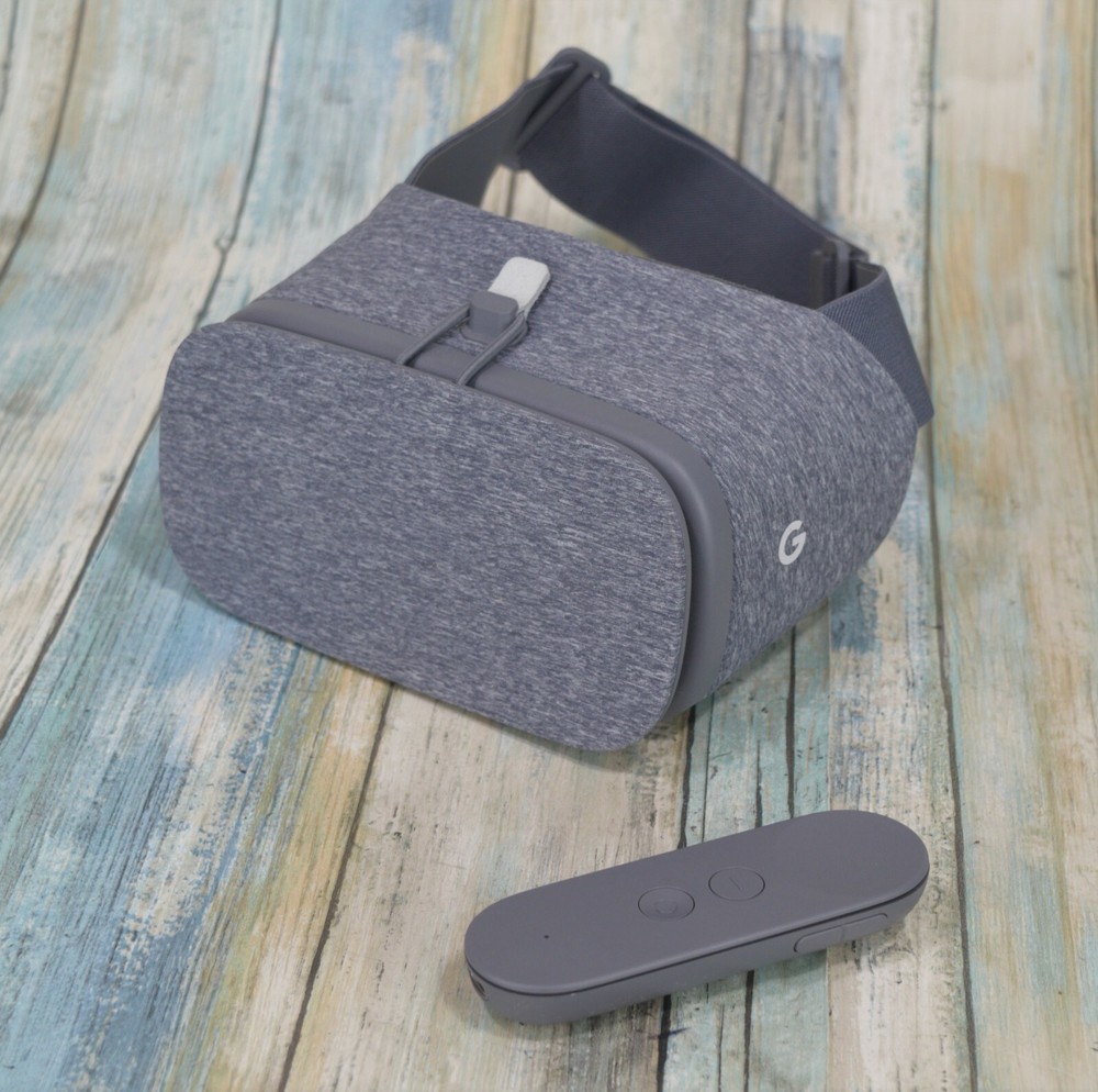 Google Daydream View VR Headset Grey Slate Smartphone Virtual Reality Controller