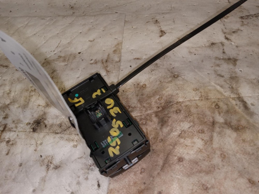 BUICK ENVISION Front Door Switch (driver's), window 19 20