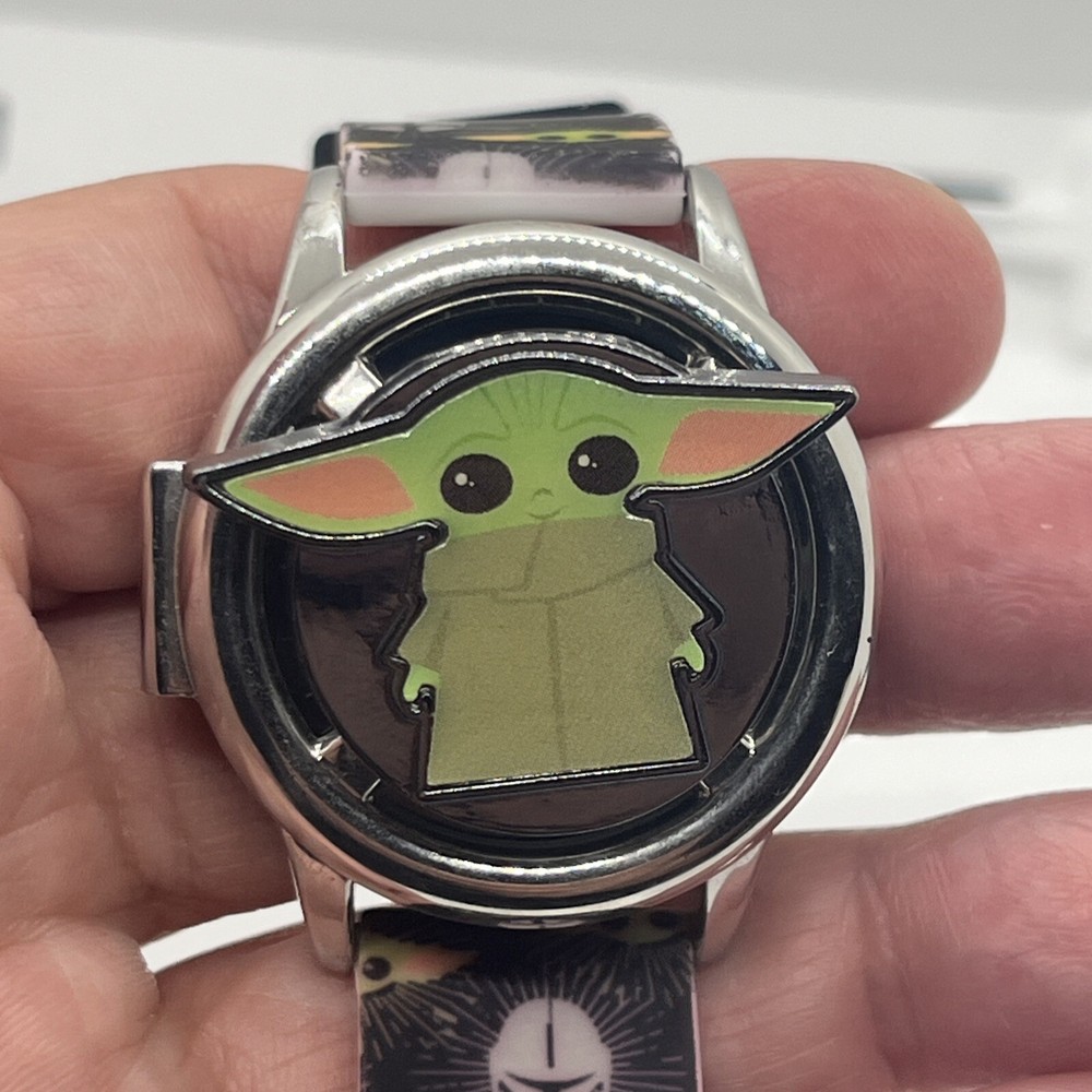 Yoda Star Wars Mandalorian Watch