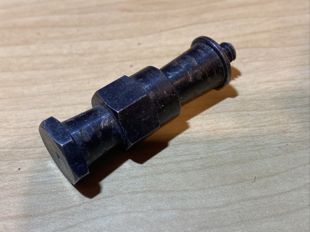 Manfrotto Bogen 5/8 Stub Adapter 1/4-20 Camera Mount