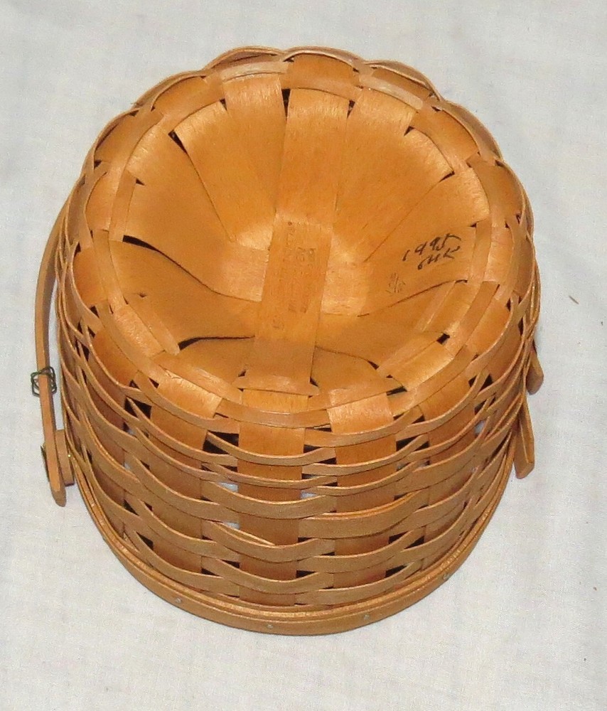 Longaberger Small Round Fruit Basket and Protector 1995