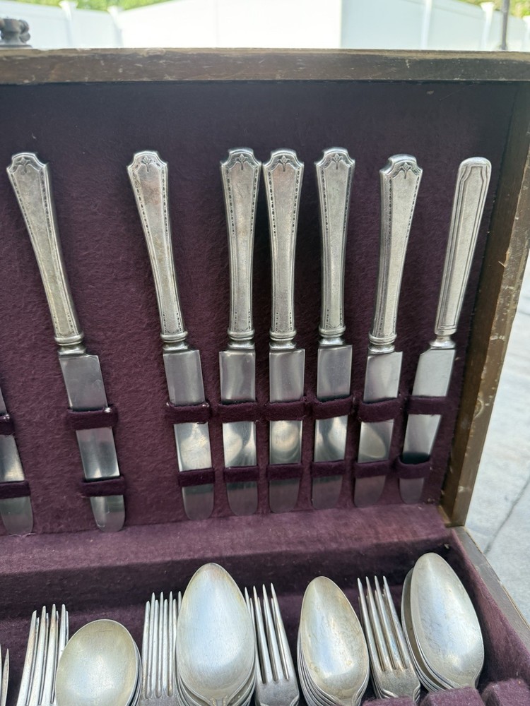 Mixed Vintage Silverplate Flatware Lot – Oneida, Rogers, Sheffield