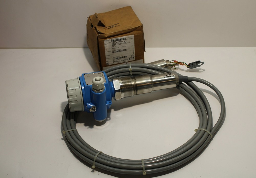 Endress+Hauser FTM52-AGG2C4A32AA Level Limit Switch without fork NEW