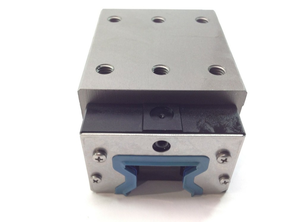 Bosch Rexroth R182133110 Roller Carriage