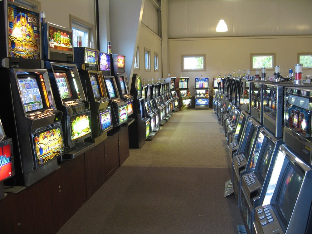 IGT Davinci Diamonds Video Machine
