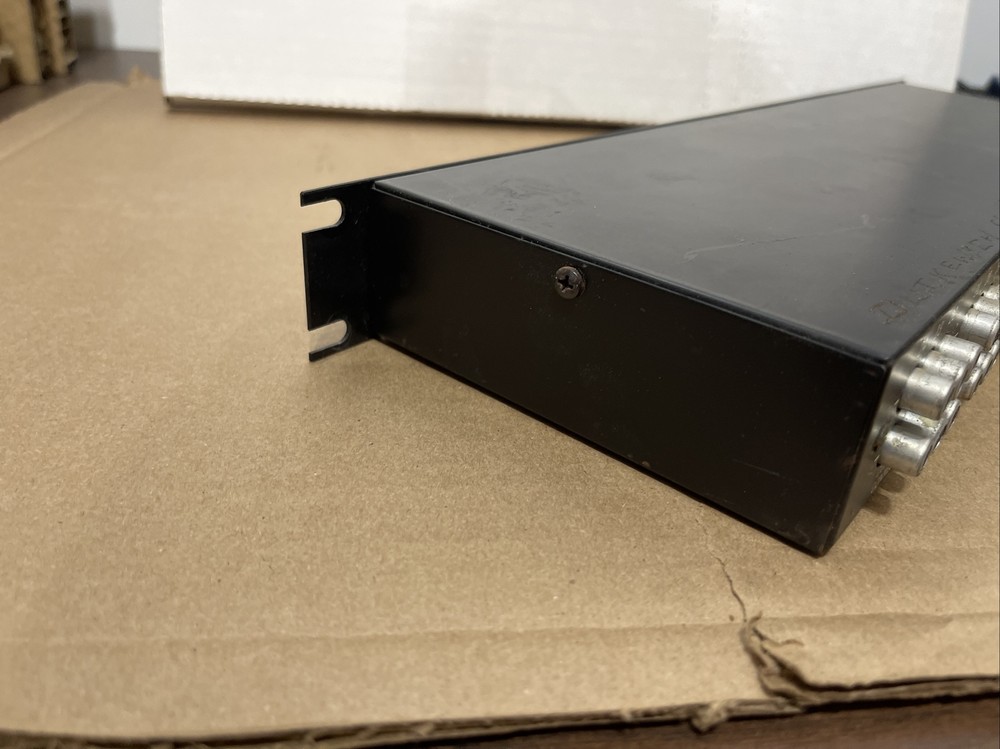 Russound FP-24 Rackmount Audiojack