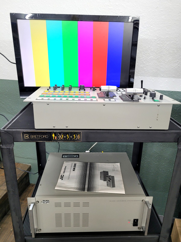 JVC KM-2500 Digital Special Effects Generator Controller W/ Main Unit Tested