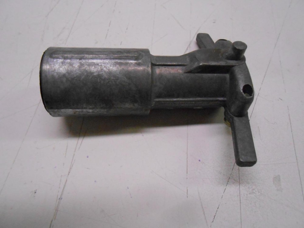 BWP M-3003 6 WAY PLUG (Lot of 2)