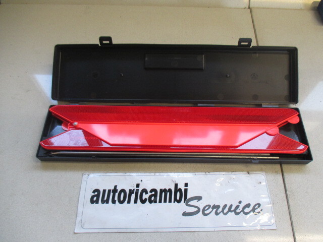 73144 Replacement Triangle Signal Light