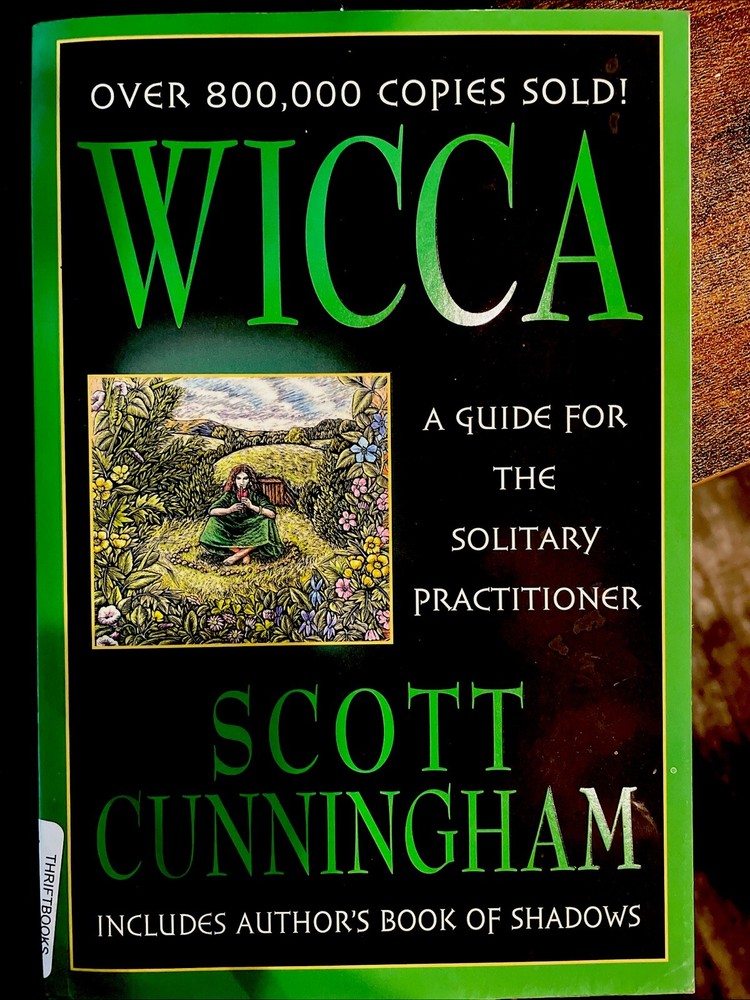 Scott Cunningham- Wicca A Guide For The Solitary Practitioner