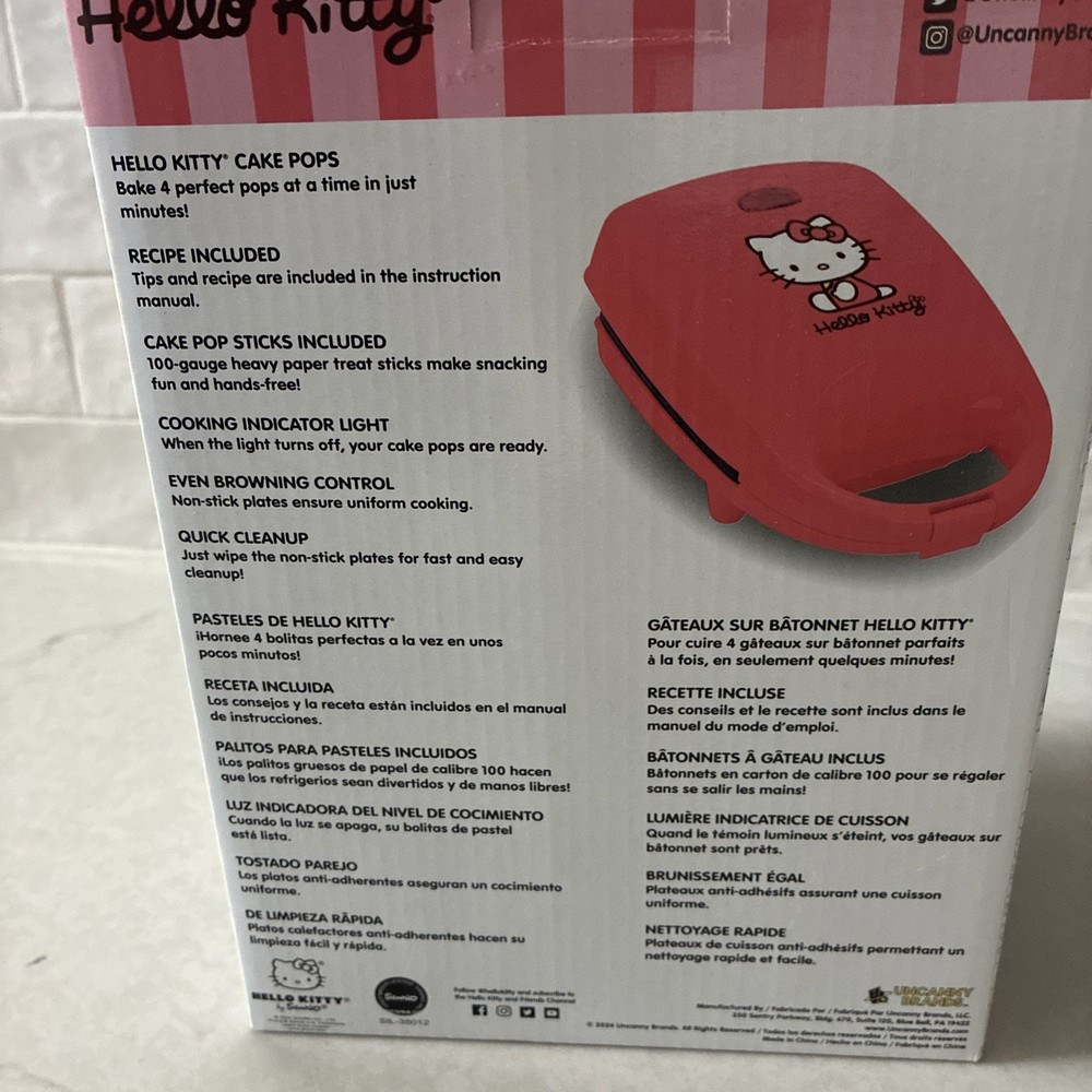 Hello Kitty Cake Pop Maker with Sticks Includes Cake Pop Sticks New In Box