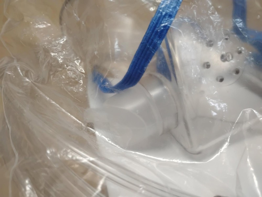 2 Face Masks Hudson and Mada Oxygen