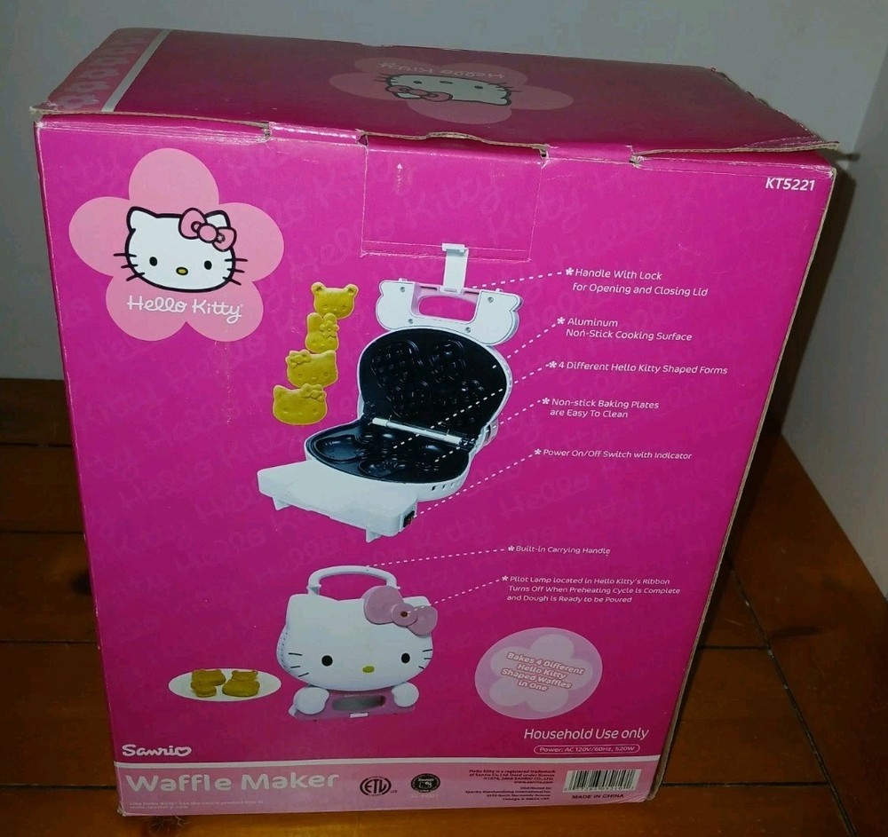 Hello Kitty Waffle Maker KT5221 Sanrio New