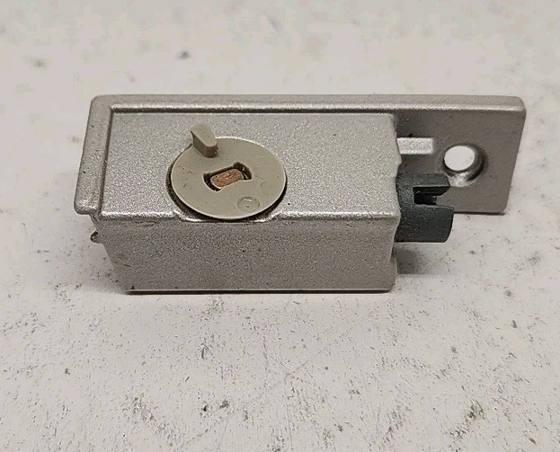 Pella Mini Blinds SlimShade Operator - Champagne