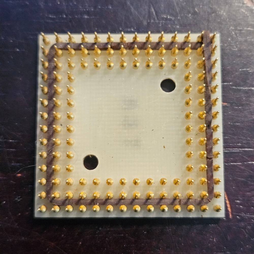 Vintage T&B Thomas & Betts 84-pin socket Ceramic Pin Grid Array (PGA) gold