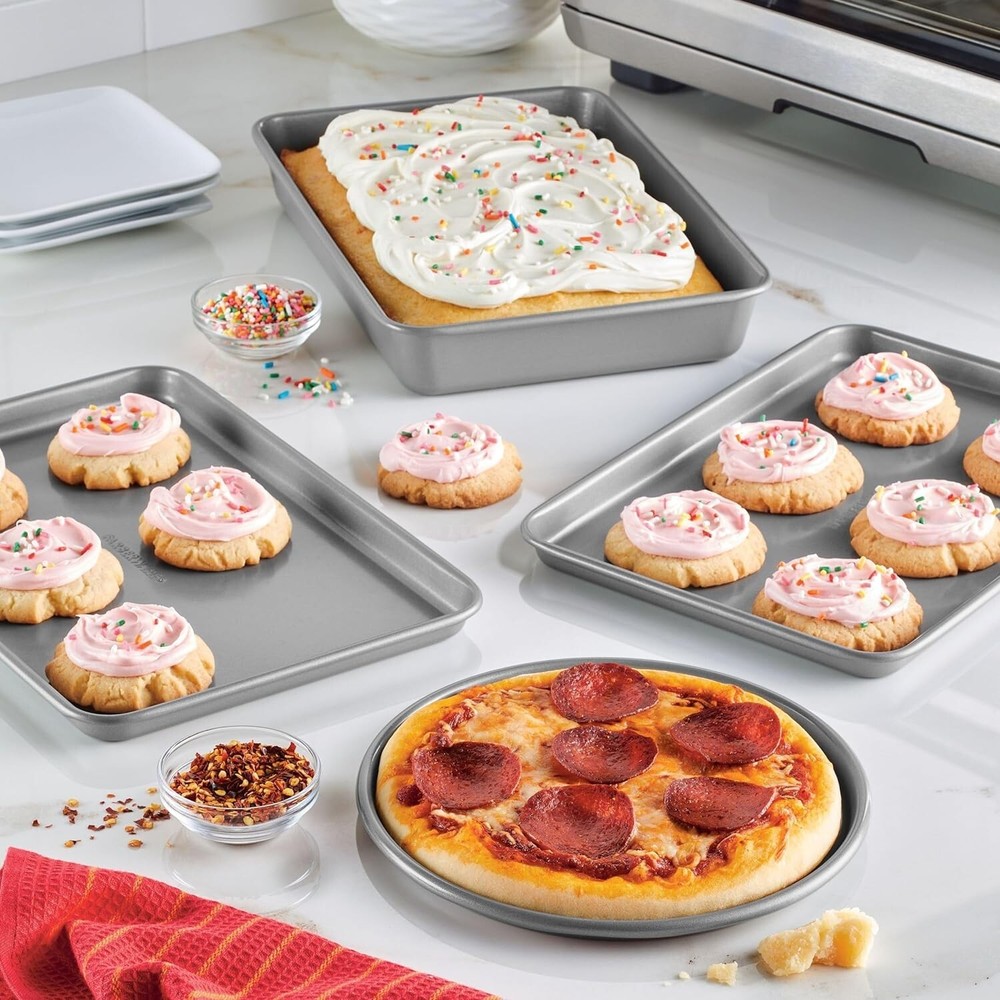 Farberware Bakeware Steel Nonstick Toaster Oven Pan Set, 4-Piece Baking Set, Gra