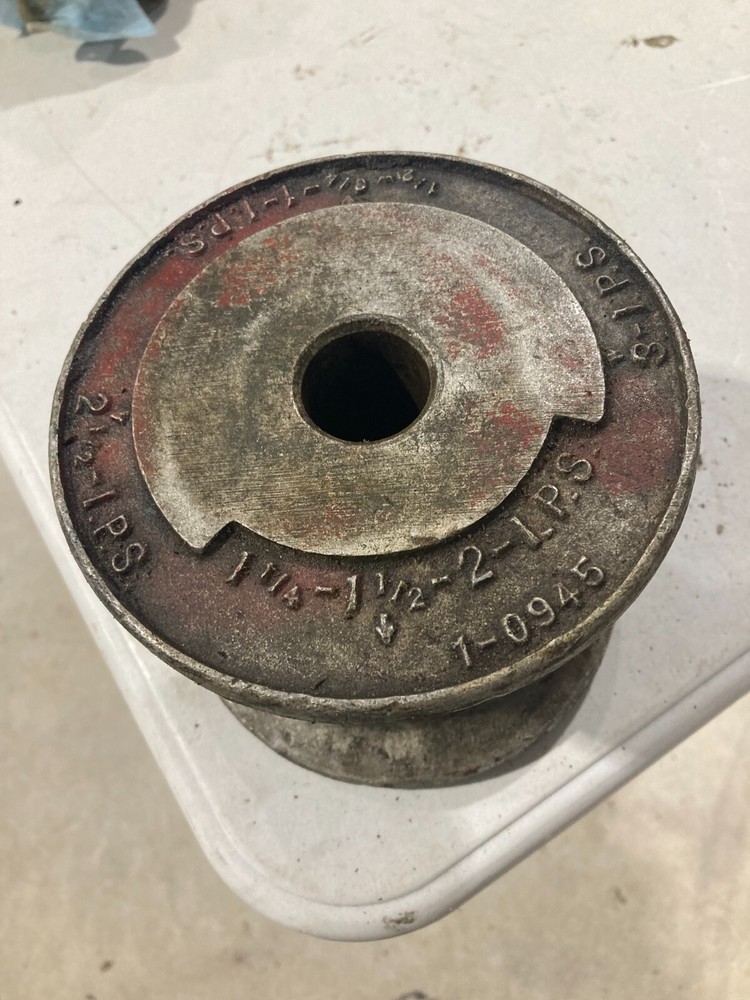 Greenlee 833 Shoe Support Roller PN: 1-0945