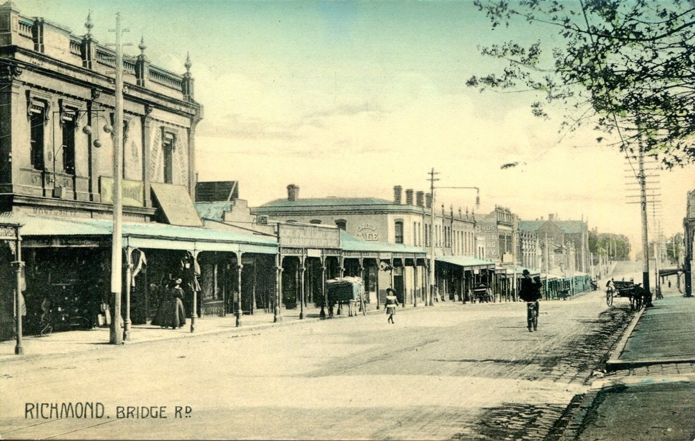Richmond. Bridge Rd. - Postcard
