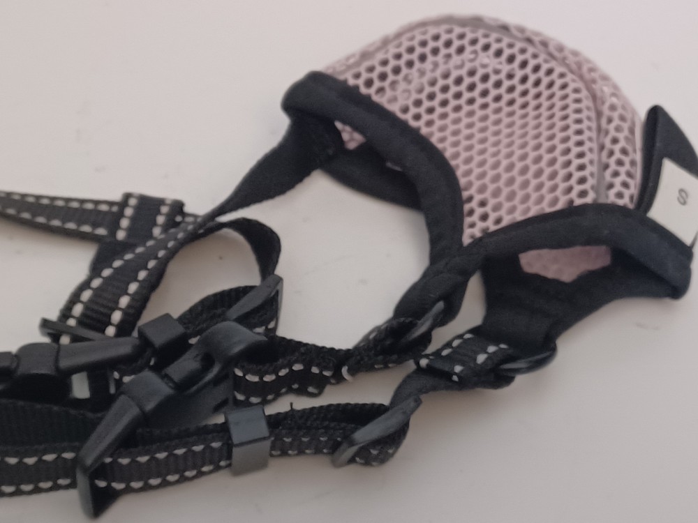 Bonthee Dog Muzzle, Mesh Soft Muzzle for Small Sized Dogs, Breathable (LARGE)