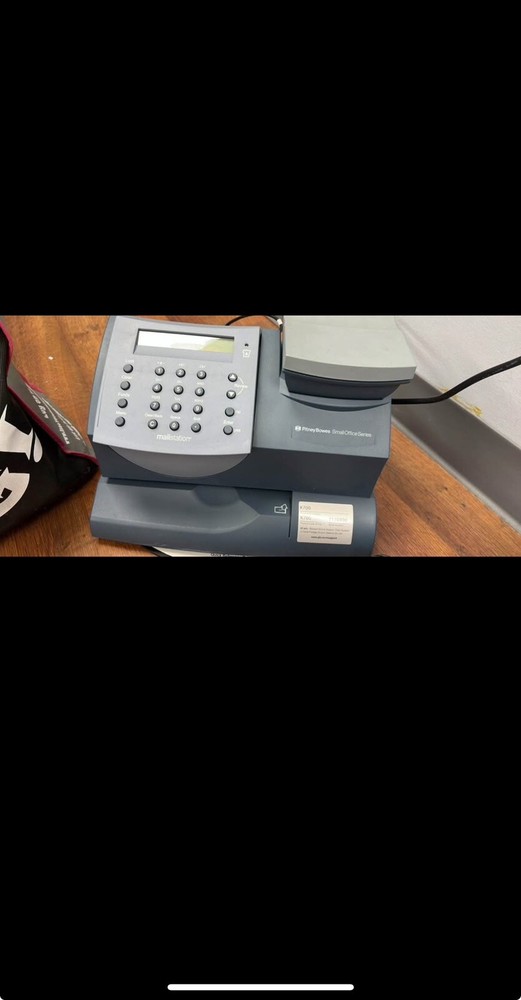 Pitney Bowes Mailstation 2 K7MO / K700 with scale, Tested for Power,