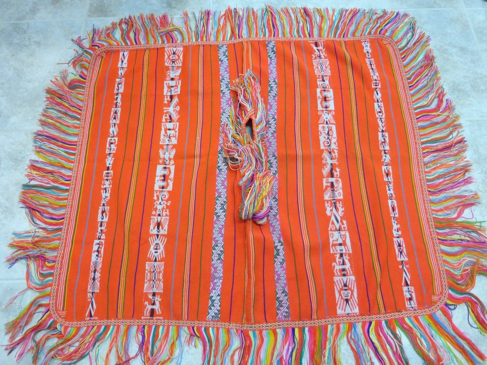 Peruvian Andean Original Paqos Poncho